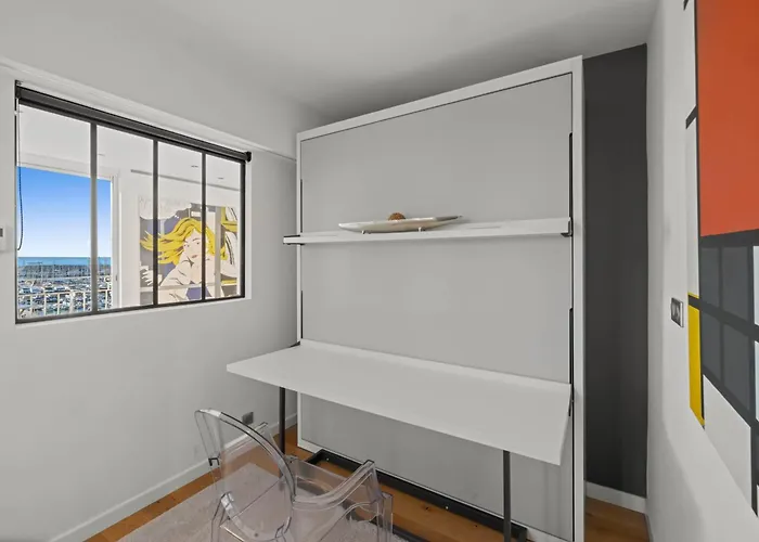 Ref 1926 - Center - Sea View For Rent Cannes