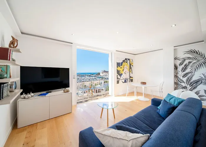 Apartment Ref 1926 - Center - Sea View For Rent Cannes