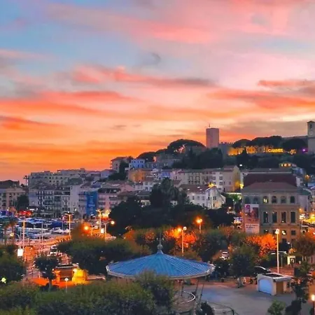 Ref 1926 - Center - Sea View For Rent Apartment Cannes