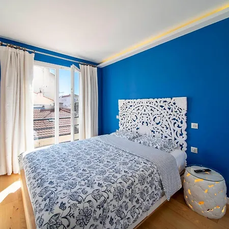 Apartment Ref 1926 - Center - Sea View For Rent *