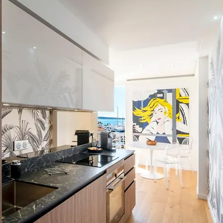 アパート Ref 1926 - Center - Sea View For Rent カンヌ